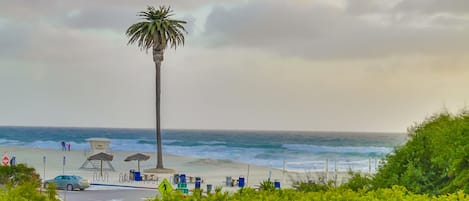 Am Strand, Liegestühle, Strandtücher
