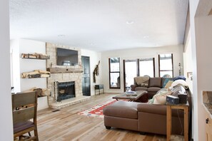 Smart TV, fireplace, video games, video library