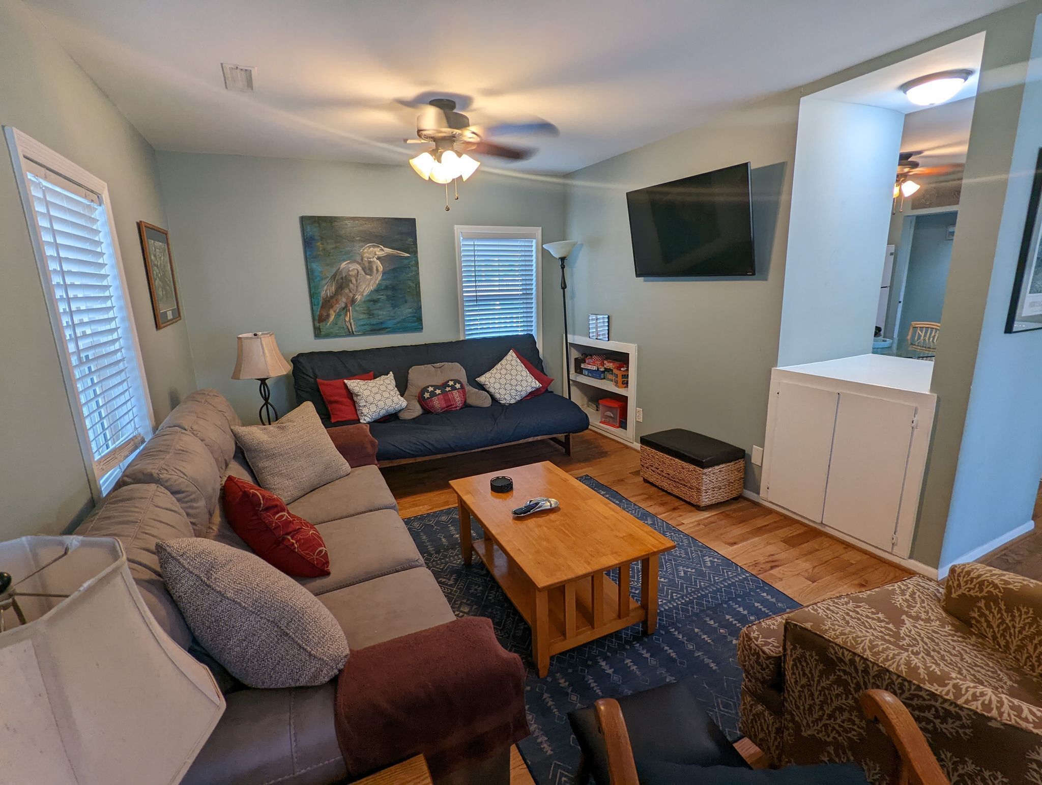 AUG REDUCED-4BR w/7 Q Beds-3 Baths-200 Steps to Beach & 1 Block to Center St.! 