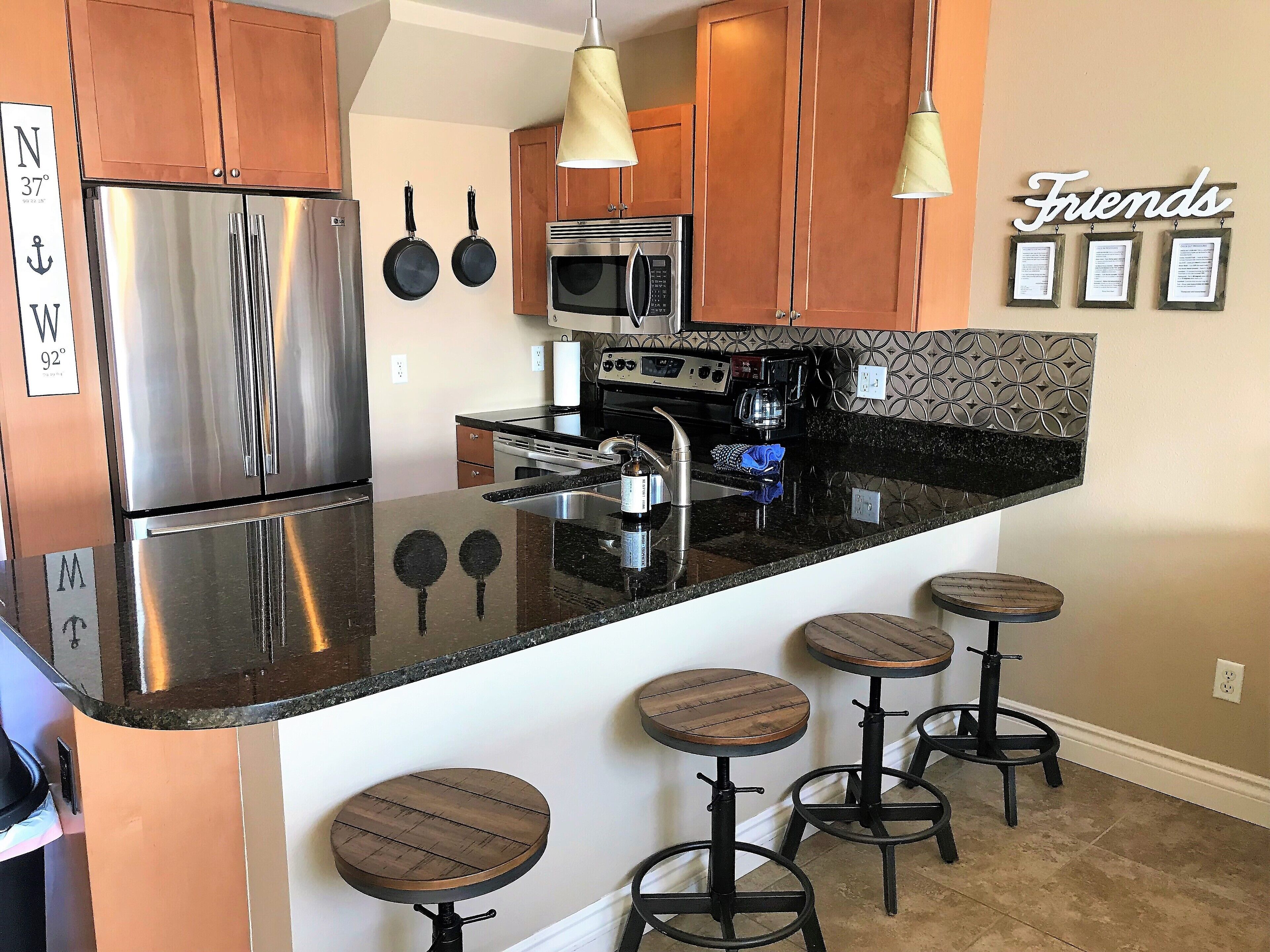 Cedar Glen Lofthouse, Sleeps 8, 2 Heated Pools, Close to Ballpark