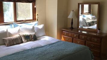 3 slaapkamers, een bureau, een strijkplank/strijkijzer, gratis wifi