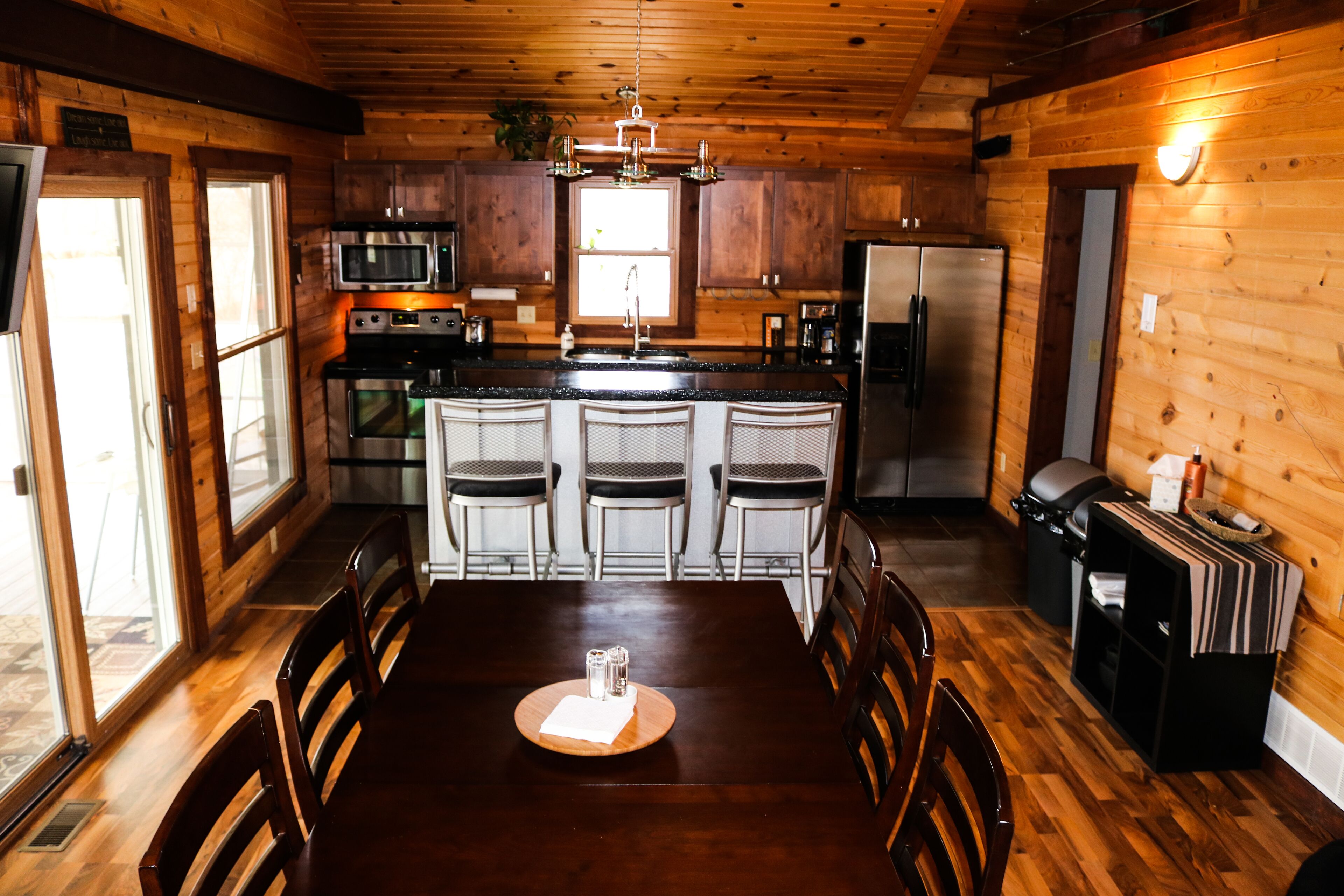 The Great River Retreat on Mississippi backwaters: views, modern & peaceful!!