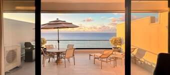  WORLD CLASS #402 Superior PENTHOUSE, Full AC, 2 Suites, Best Views & Privacy