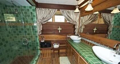 Yksityinen Ranch House Resort