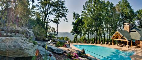 Inomhuspool och uppvärmd pool