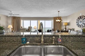 Interior - Tower 2, 6th Floor 2 Bdr/2Bath, Beautiful Condo with Awesome Views!! (Panama City Beach)