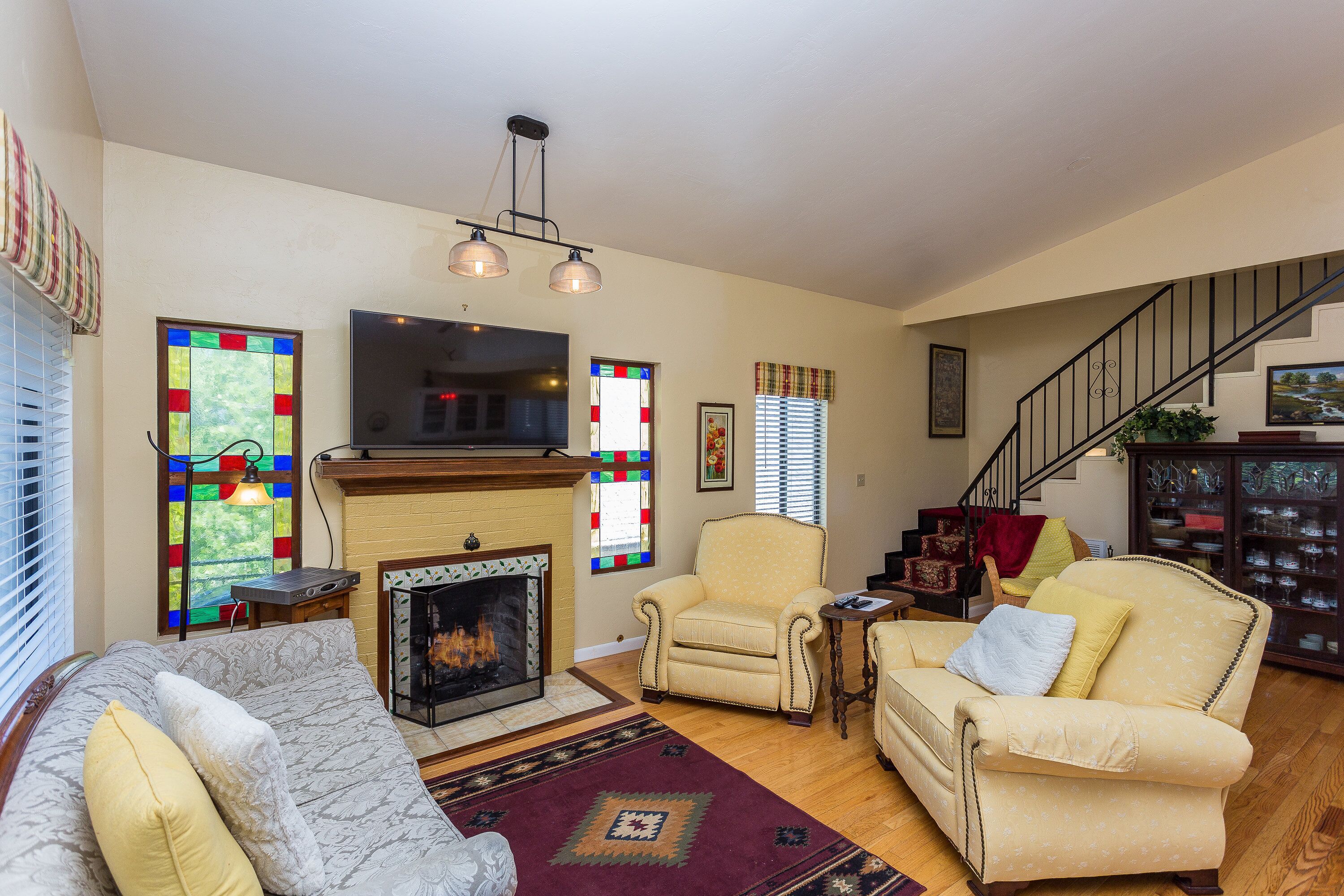 Thinking of Thanksgiving? Reserve early & enjoy Prescott Tree Lighting Dec 2!

