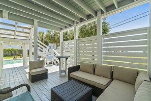 Terrace/patio - House Located Across the Street from Panama City Beach (Panama City Beach)