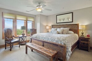 3 makuuhuonetta, silitysrauta/-lauta, ilmainen Wi-Fi, vuodevaatteet