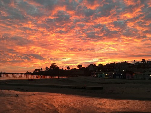Capitola Nook Along The Creek.