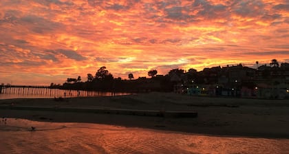 Capitola Nook Along The Creek.