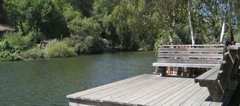 Capitola Nook Along The Creek.
