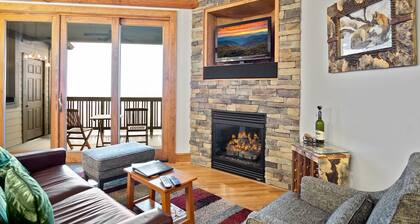 Chalakee Lodge CB-3: In der Nähe von High Country Sehenswürdigkeiten, Gated Resort, Pools, Fitnessraum, Angeln, Aufzug, Blick auf die Berge, Luxus