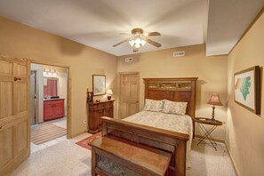 4 bedrooms, iron/ironing board, free WiFi, bed sheets