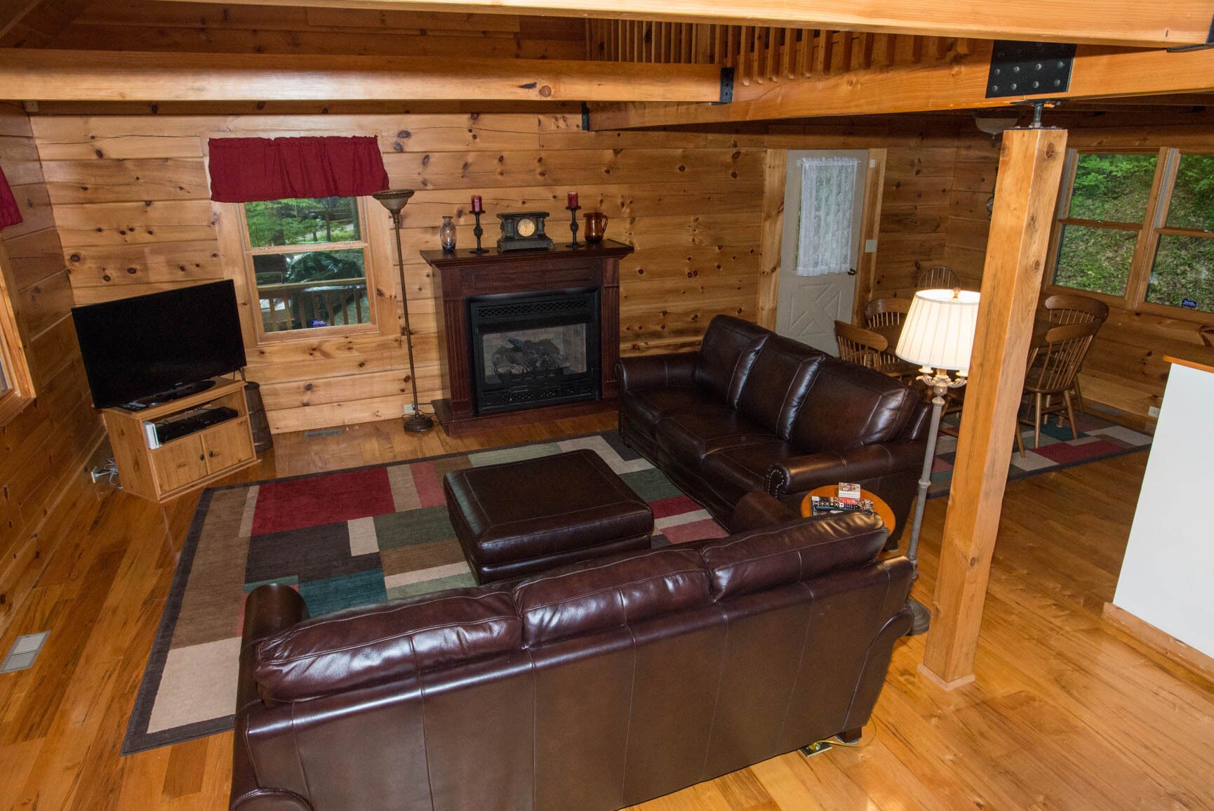 Riverfront Cabin: Relax and Renew on the New River