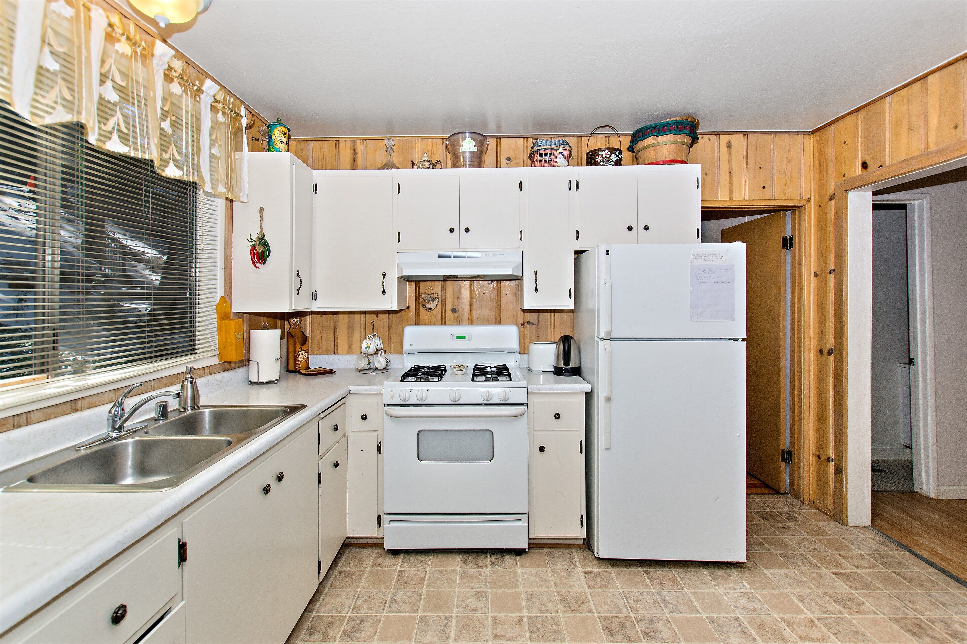 Lake Gregory Paradise. Two  bedrooms. Few Minutes From The Lake. 