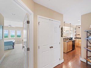 2 bedrooms, iron/ironing board, Internet, bed sheets