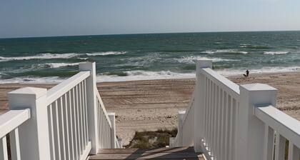 Oceanfront 5BR w/ Private Pool, Deck & Beach Access