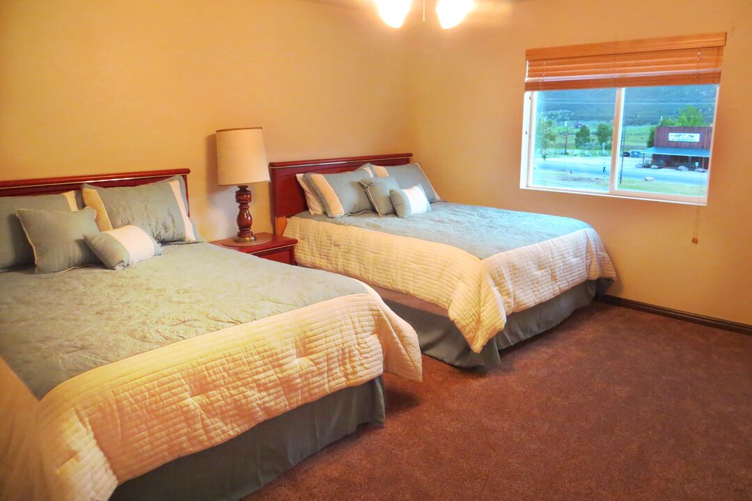 14 bedrooms, iron/ironing board, WiFi (free), bed sheets