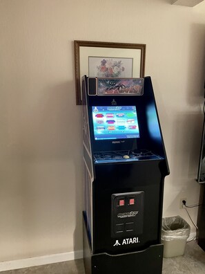 Spielezimmer