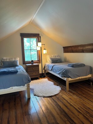 3 Schlafzimmer, Schreibtisch, kostenloses WLAN, Bettwäsche