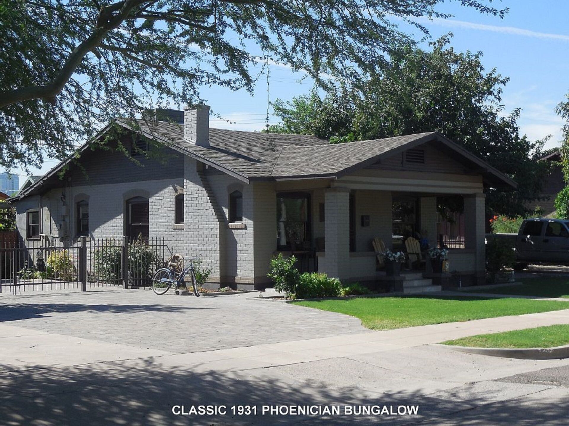 1931 Historic, Restored, Conveniently located, Downtown Phoenix Bungalow