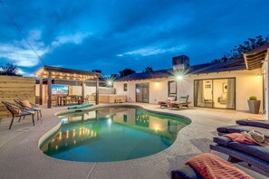 Beheizter Pool