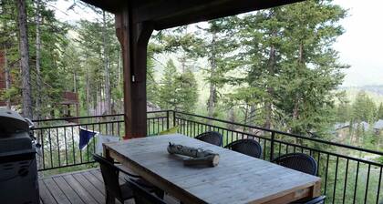 Ski-in/Ski-Out Home With Unbelievable Views Of Great Northern Mountain