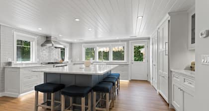 Yksityinen Orleans lomahotellityyppistä yhdiste w / lämmitetty uima-allas ja spa, palo kuoppaan ja Cabana