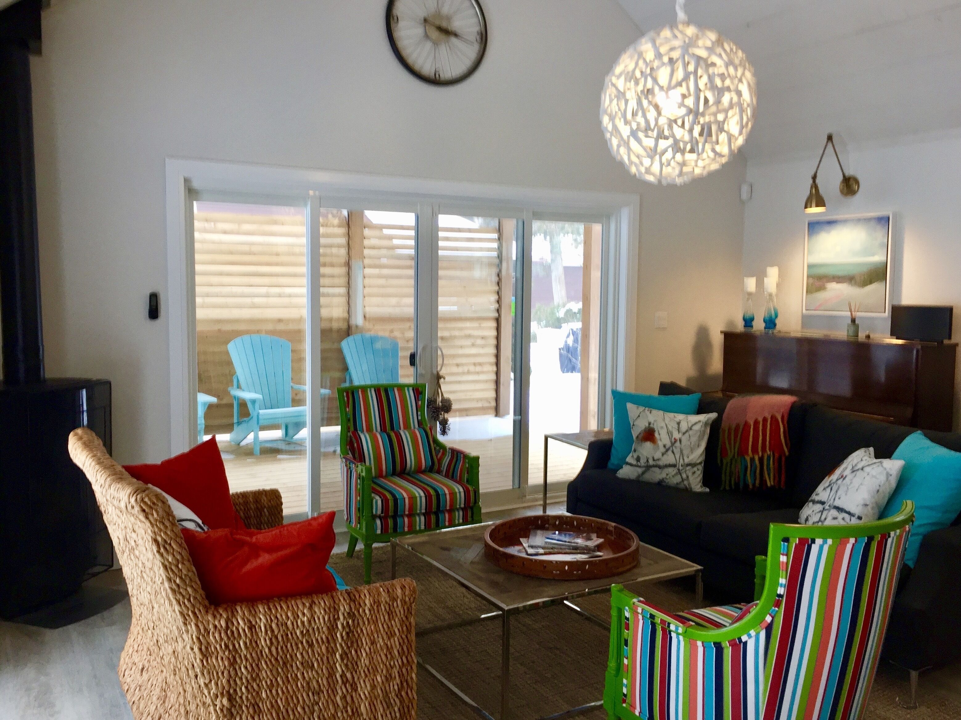 Luxury Waterfront Retreat For Family & Friends