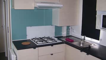 Mobile Home, 3 chambres | Cuisine privée | Réfrigérateur, plaque de cuisson