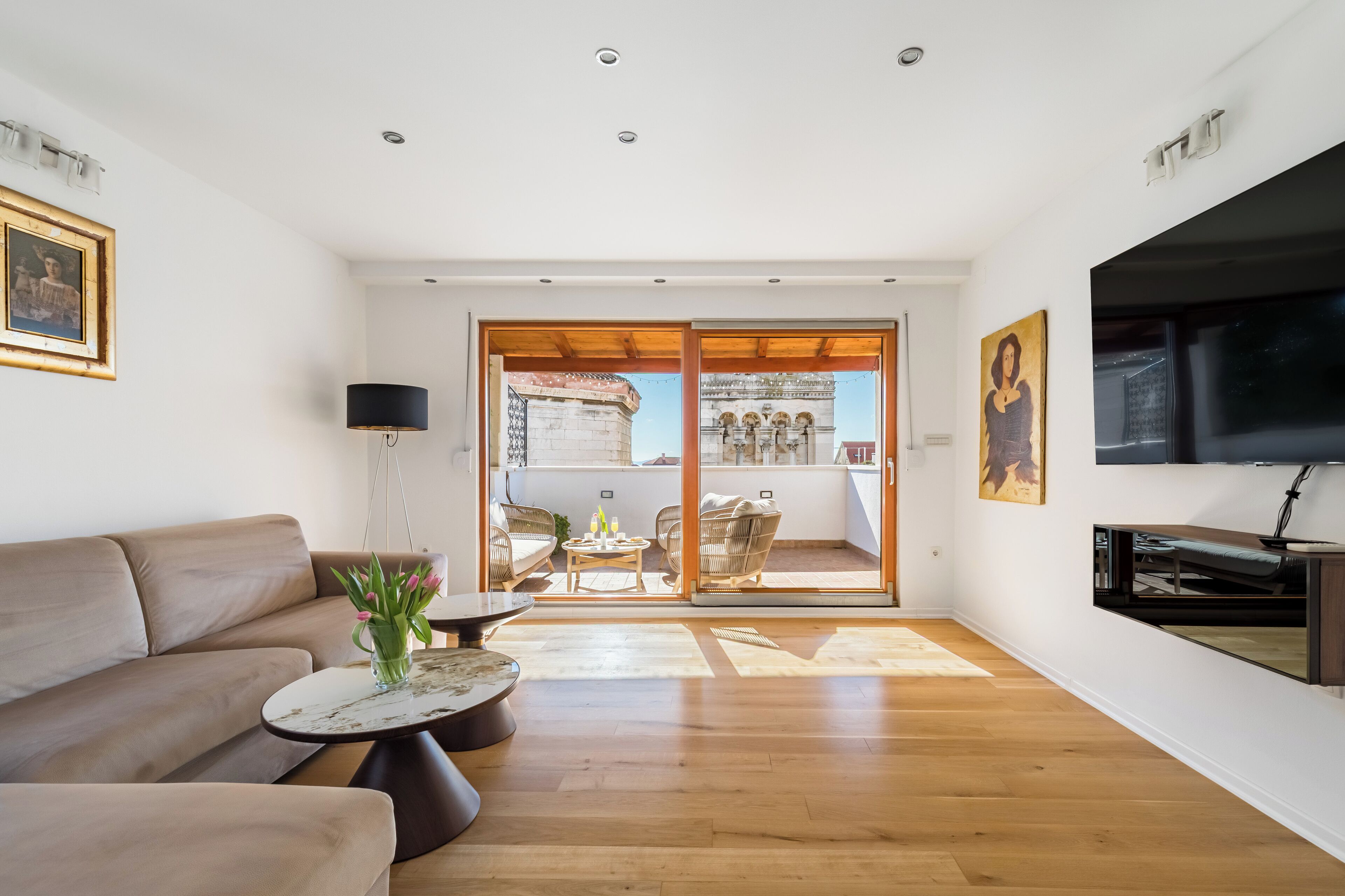 Luxury Apartment | Living area | 50-inch flat-screen TV with cable channels, Smart TV