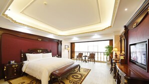  行政全景至尊大床房 | 迷你吧、客房內保險箱、遮光布/窗簾、隔音