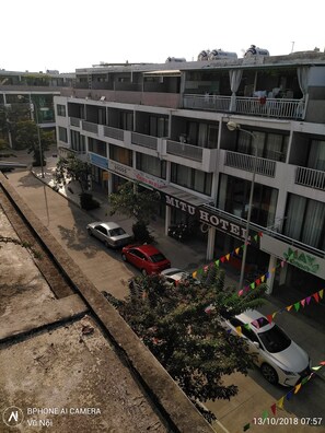 Exterior - Halong & Me Hometel (Ha Long)