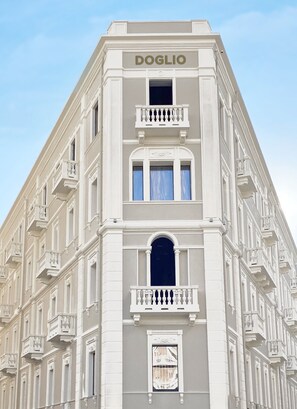 Front of property - Hotel Palazzo Doglio (Cagliari)