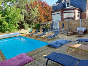 Outdoor pool - Le Clos des Lodges (Bernay)