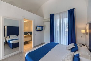 Premium bedding, down comforters, minibar, individually furnished - Villa Emanuel (Sant'Agnello)