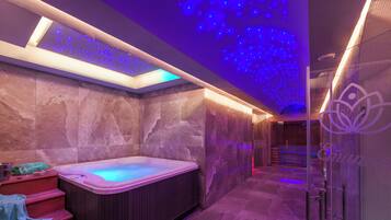 Couples treatment room(s), Turkish bath/hammam, deep-tissue massages