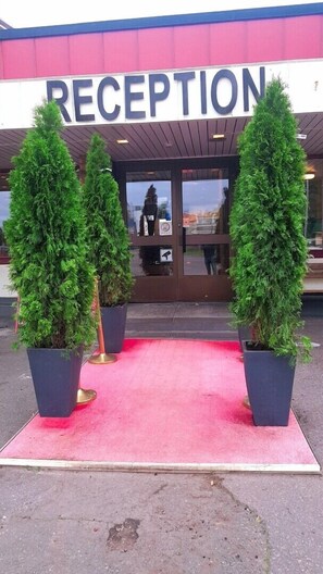 Exterior - Hotell Wettern (Karlsborg)