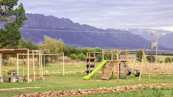 Area giochi per bambini (all'aperto)