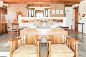 Family Cottage | Minibar, Zimmersafe, Schreibtisch, Verdunkelungsvorhänge