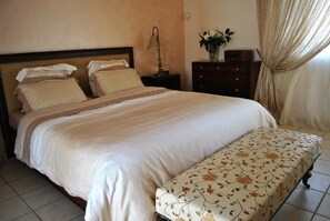 3 bedrooms, premium bedding, Select Comfort beds, individually furnished - Paradise Villa Sounio (Saronikos)