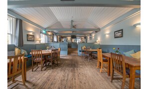 Daily English breakfast for a fee - The White Horse Inn (Hassocks)