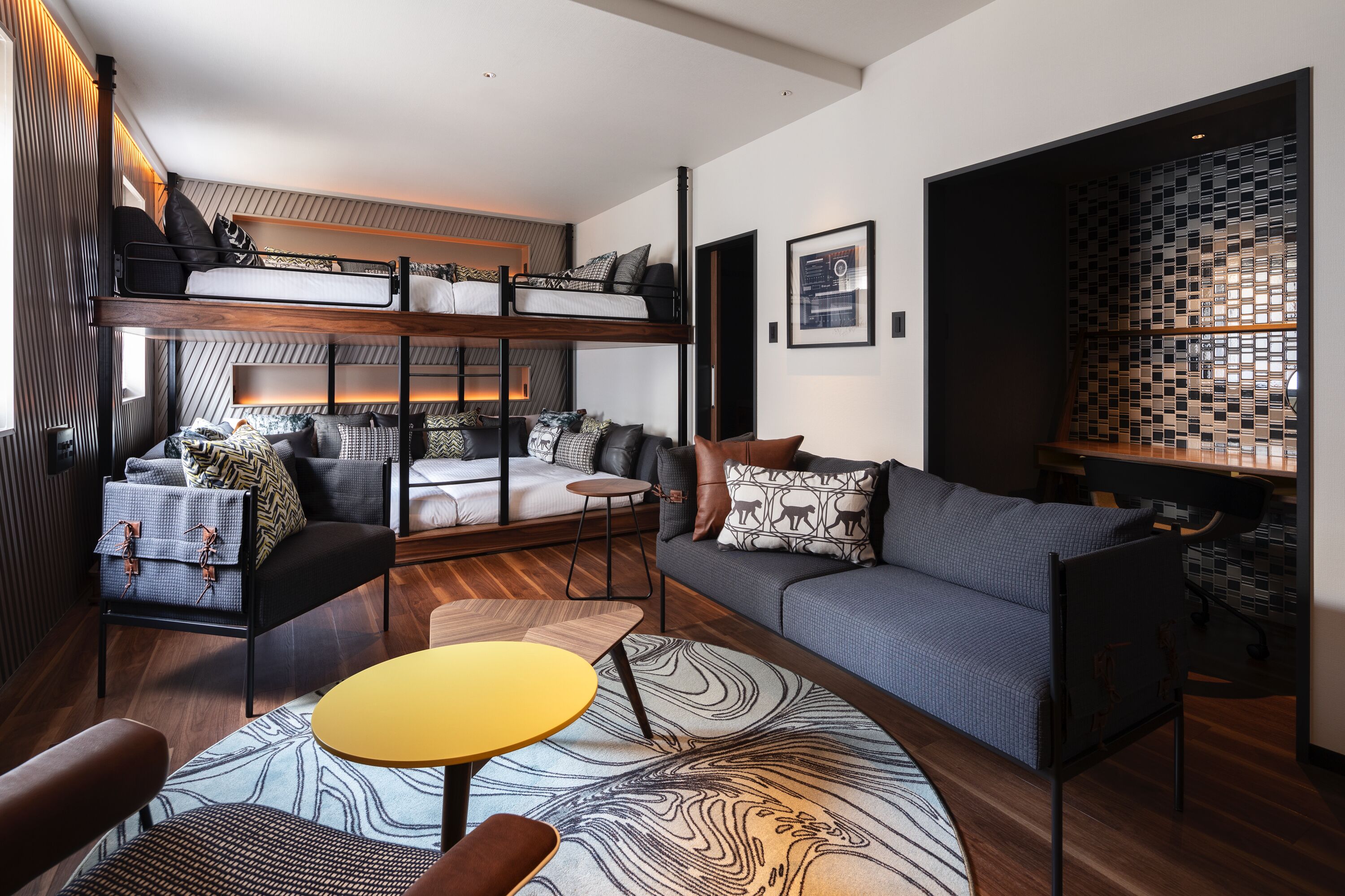 deluxe quadruple room, non smoking | down duvets, in-room safe, individually decorated, free wifi