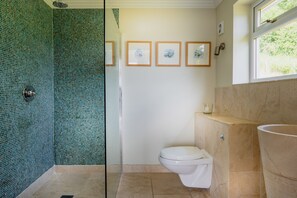 Bathroom - The Curlews - A Boutique Waterside Home (Teignmouth)