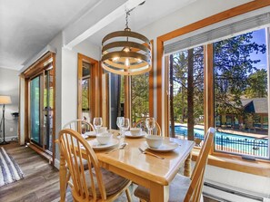 Condo, 1 Bedroom | Dining