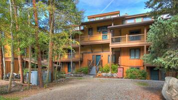 Condo, 1 Bedroom | Exterior