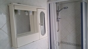 Bathroom - Vico Mortelle (Naples)