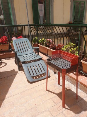 Appartement, 1 grand lit et 1 canapé-lit, terrasse | Terrasse/Patio