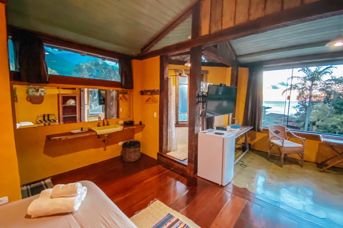 Kamar Double Premium, pemandangan samudra | Minibar, brankas, Wi-Fi gratis, dan seprai linen